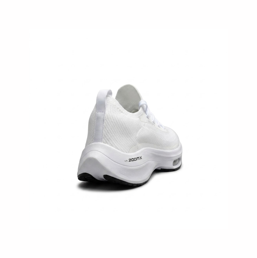 ZoomX Trainer + Free Sock Pack