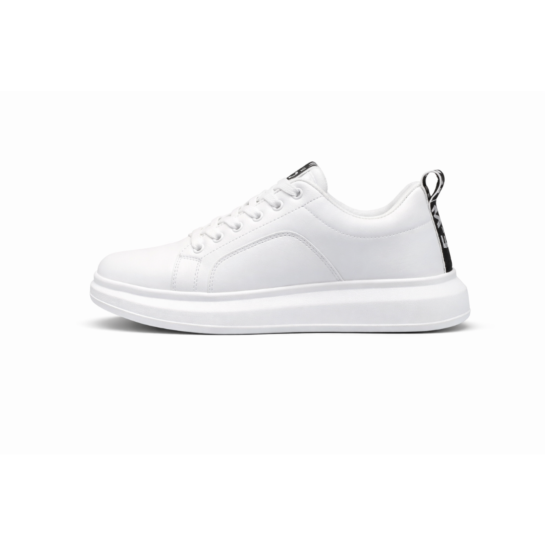 Pure Court + Free Sock Pack